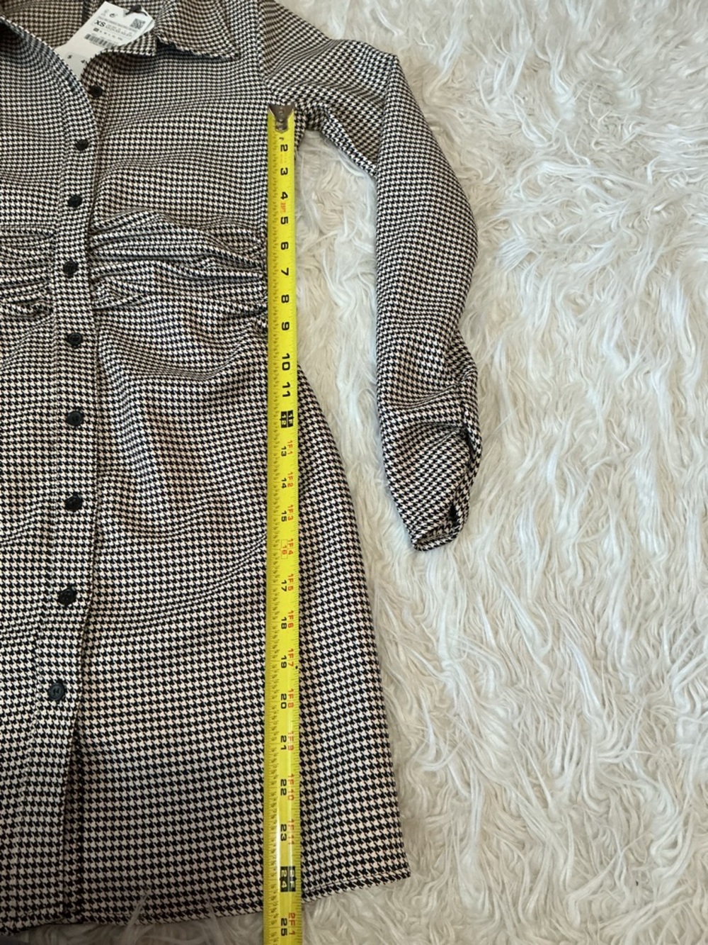 Zara Black and White Houndstooth Long-Sleeve Shirt Dress - Picture 6 of 6